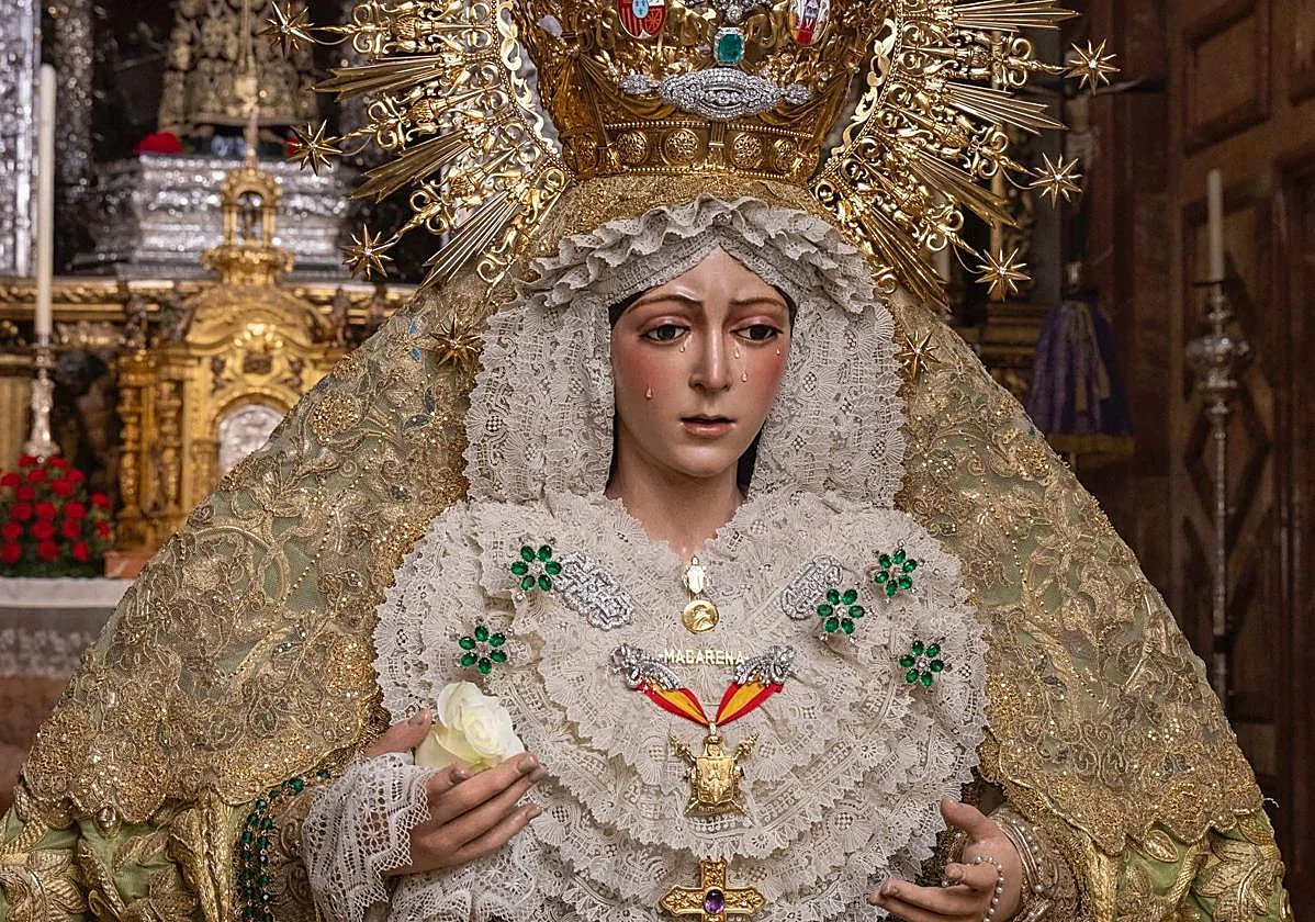 Detalle escudo bordado